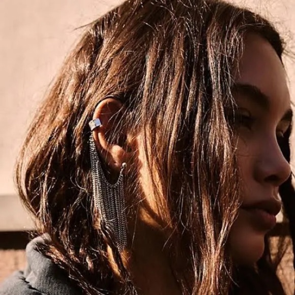 Free People Breakfast Club Ear Party Cuff - Silver Tone - NWT - Picture 7 of 7